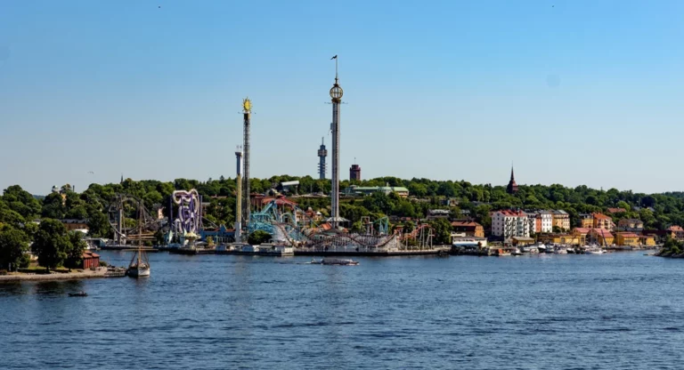 Gröna Lund Tivoli på avstånd